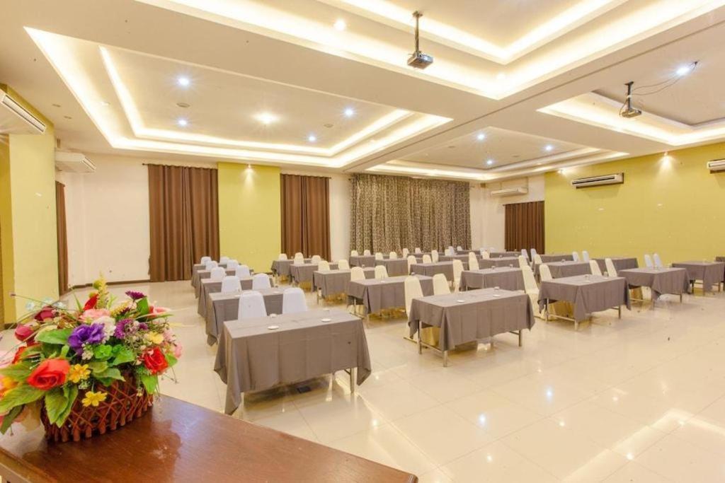Varee Valley Resort And Restaurant Khon Kaen Luaran gambar
